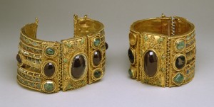 Bracelets_from_the_Olbia_Treasure_-_Walters_57375,_57376_-_Group