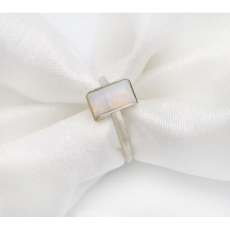 pierścionek z kwarcem